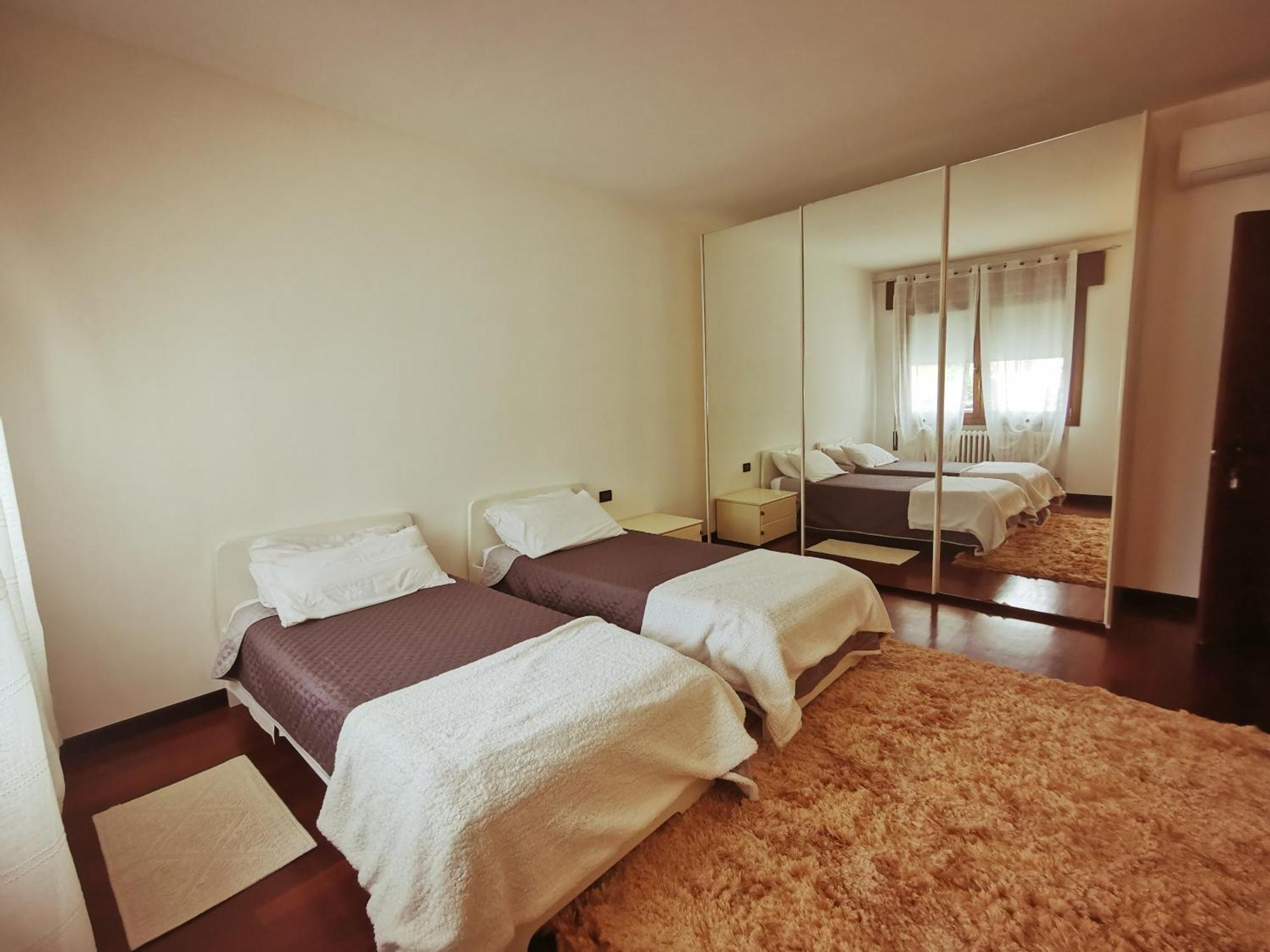 Hotel Sweet House Solesino Esterno foto
